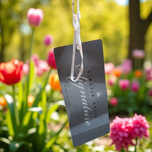 NWT Kirstie Kelly Ivory Wedding Dress, 8 - Picture 11 of 11